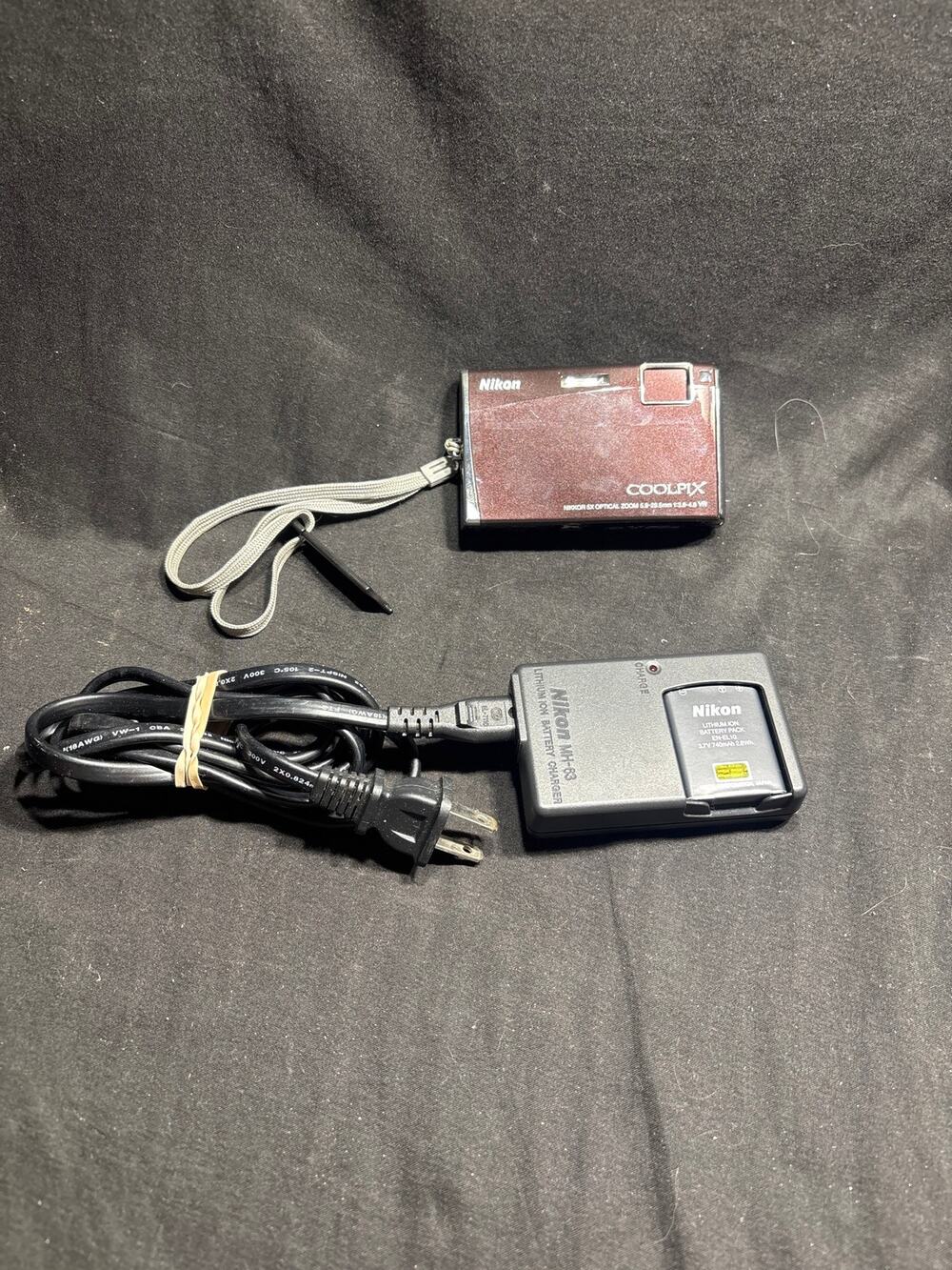 Nikon Coolpix S210 Digital Camera Plum Brown Bundle MH-63 Charger Battery TESTED